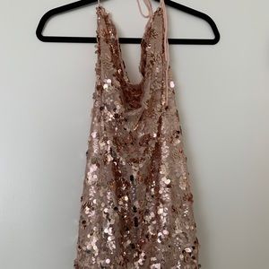 Backless sequin party dress